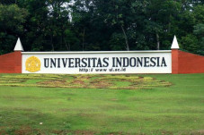 Guru Besar UI Minta...