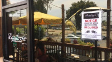 Pemilik Restoran California...