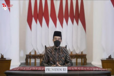 Peringati HUT ke-76...