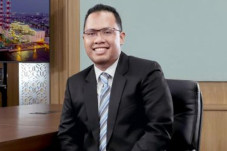 Raih Emas Olimpiade,...
