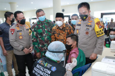 Diikuti Ribuan Mahasiswa,...