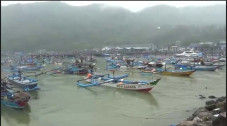 Cuaca Ekstrem dan Gelombang...