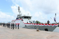 Kapal Perang Canggih...