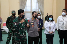 Pimpin Rapat Penanganan...