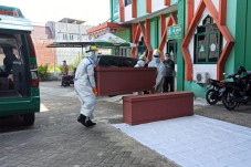 Kantor PWNU Jatim Terima...