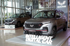 Bertabur Fitur Canggih...