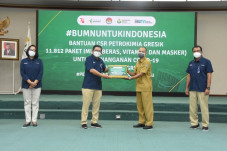 Bantuan 11.812 Paket...