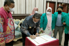 Putra Putri Wajo Kini...