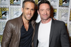 Akrab dengan Hugh Jackman,...