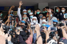 Batal Bebas Hari Ini,...