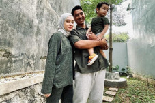 Kebiasaan Arya Saloka...