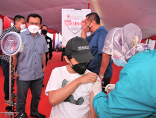 Bank DKI Adakan Sentra...