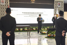 Lantik Ketua dan Komite...