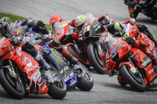 Disenggol Marquez, Aleix...