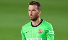Sedang Pailit, Barcelona...