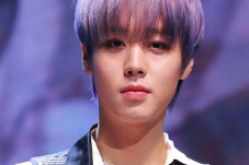 Park Ji Hoon Eks Wanna...