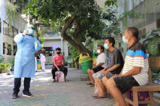 Pakai APD Lengkap, Wali...