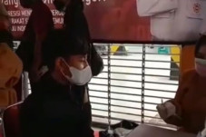 Takut Jarum Suntik,...