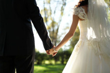 Usai Resepsi Nikah Pengantin...