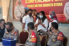 Polisi Hentikan Kasus...