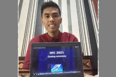 Mahasiswa ITS Rebut...