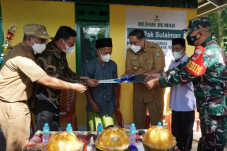 Berjalan Sebulan, Program...