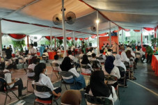 BIN Gelar Vaksinasi...
