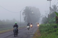 Kabut Asap Mulai Selimuti...