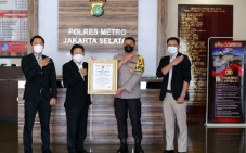 Hadirkan Puluhan Gerai...
