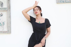 Nora Alexandra Sebut...