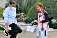 Momen saat Jokowi Beli...