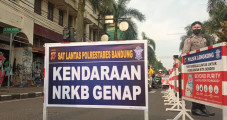 Batasi Mobilitas Warga,...