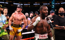 Mayweather Gagal KO...