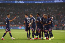 Disaksikan Lionel Messi,...