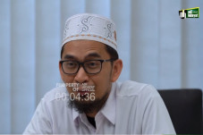 Ustadz Adi Hidayat Nilai...
