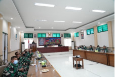 Yonif 725/Wrg Latihan...