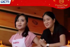 Nadya dan Jesselyn Susul...
