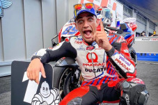 Ekspektasi Tinggi, Jorge...