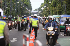 Soal Ganjil Genap di...