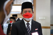 HUT Kemerdekaan, Pengibaran...