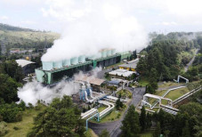 PLN: Holding BUMN Panas...