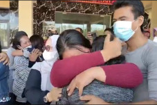 Tangis Haru Keluarga...