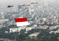 Turut Meriahkan Upacara...