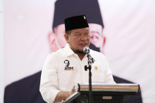 Andi Darussalam Tabusalla...