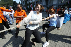 Lomba Tarik Tambang...