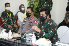 Bantu Pasien Covid-19,...