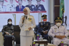 Bupati Luwu Utara Serahkan...