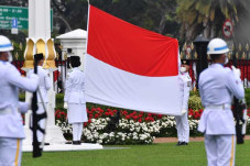 38 Anggota Paskibra...