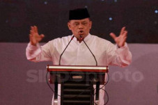 Genap Setahun Berdiri,...