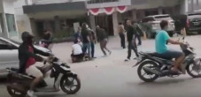 Sok Jagoan Ancam Polisi...